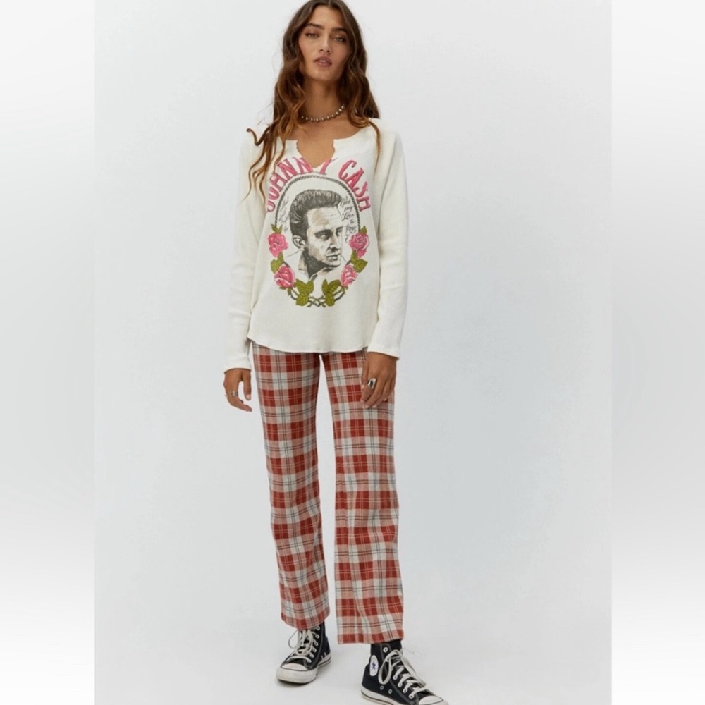 Daydreamer Cream Johnny Cash Graphic Tee